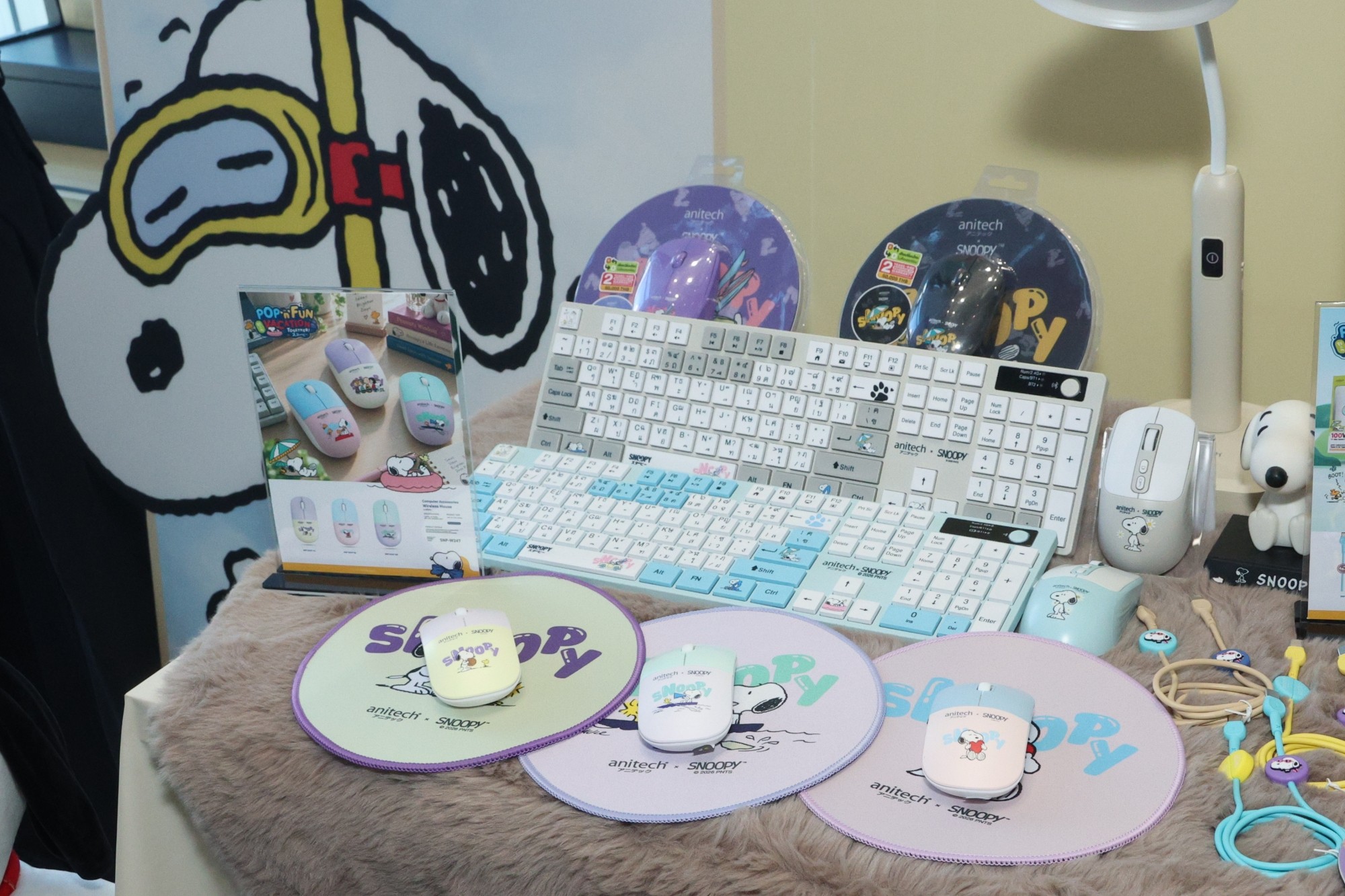 anitech snoopy