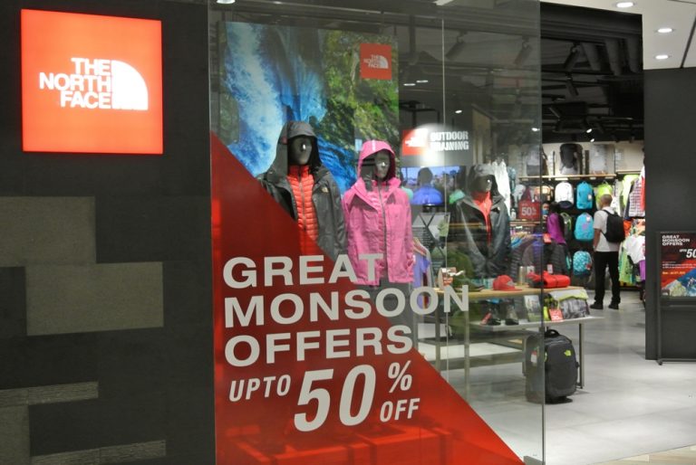 พาชม Outdoor Training Collection ช้อป The North Face® สาขา Siam Discovery (มีคลิป)