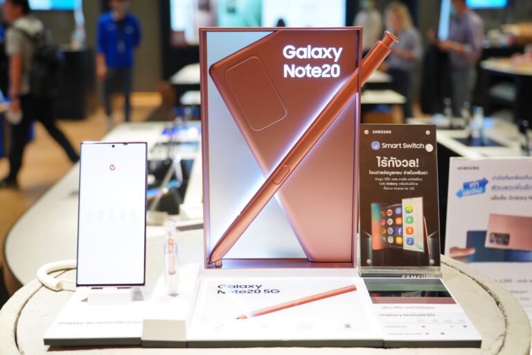 เผยโฉมคนกลุ่มแรกของไทยที่ได้เป็นเจ้าของซัมซุง Galaxy Note20 Series