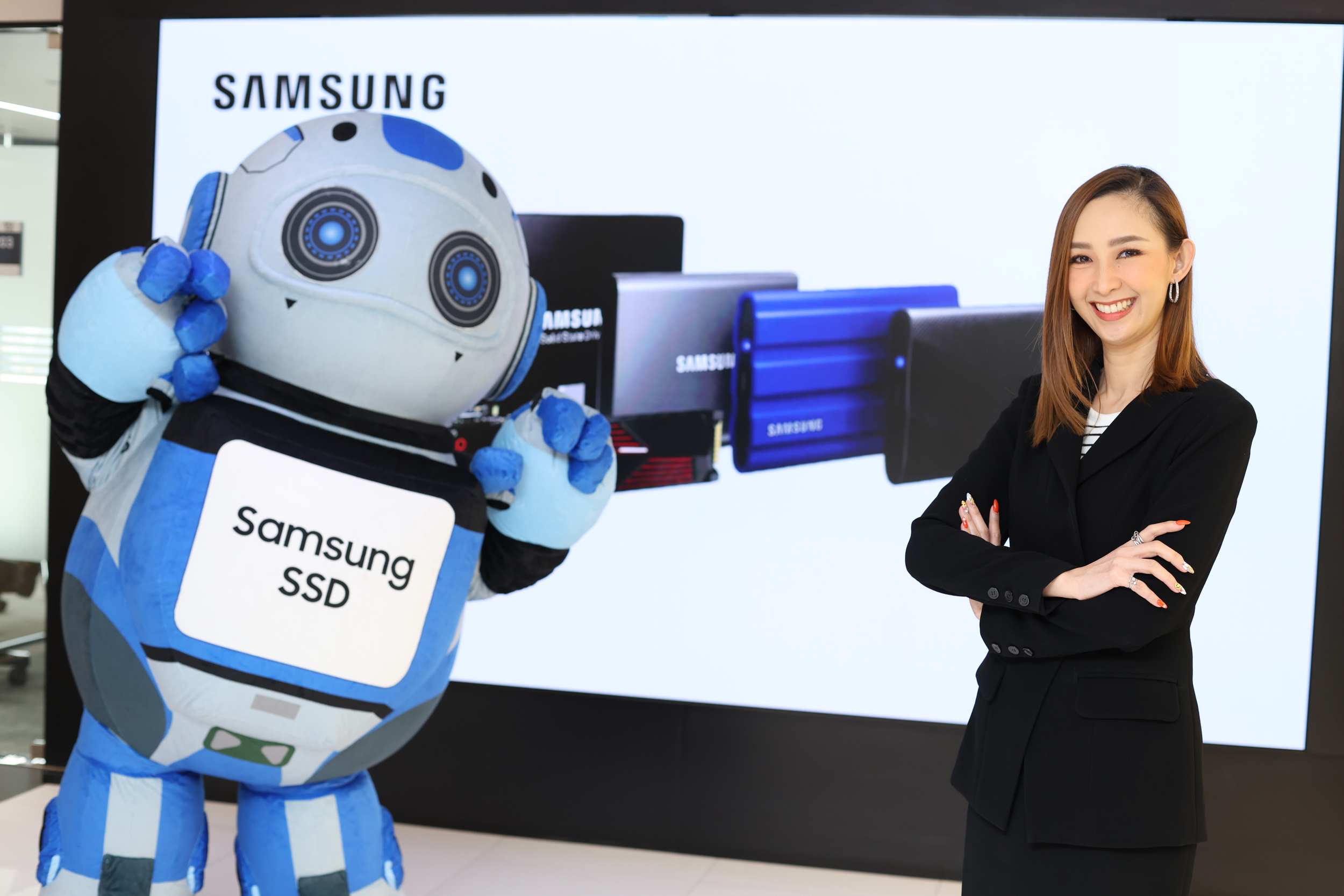 อภิรดา พัวพรพงษ์, Internal SSD, Portable SSD, Memory Card