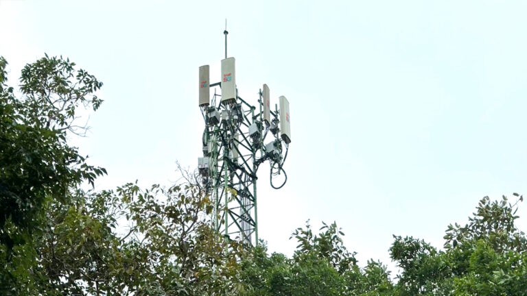 ทรู คอร์ปอเรชั่น สนับสนุนภาครัฐและกองทัพไทย เสริมสัญญาณสื่อสาร 5G-4G-3G บนภูมะเขือ